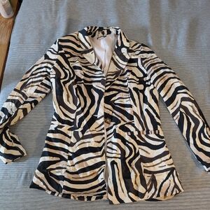 VENUS Zebra Print Blazer in Black and White